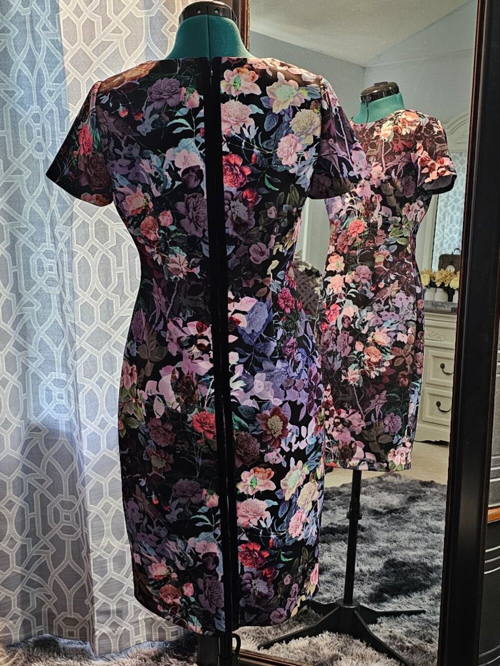 Adrianna Papell Floral Scuba Sheath Dress – Size 6 - Picture 5 of 7